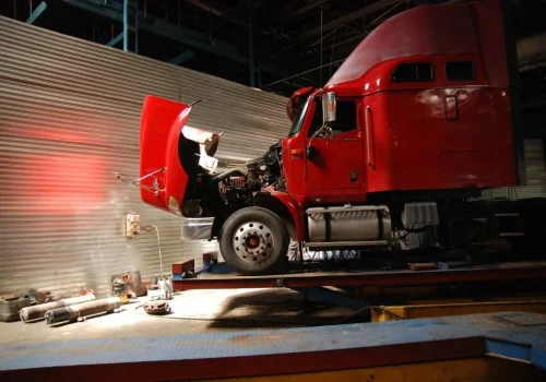 Commercial Truck Repair1